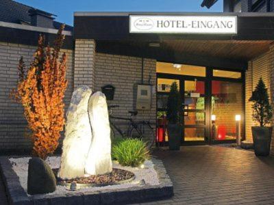Hotel Lindenkrug Gütersloh Kültér fotó